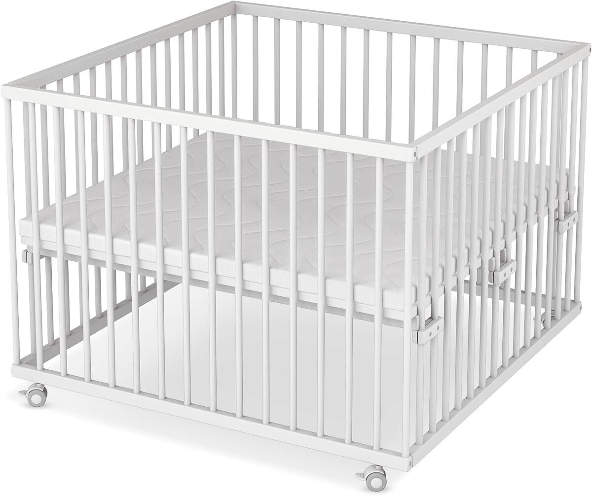 Test du parc à bébé Sämann® : sécurité et praticité assurées