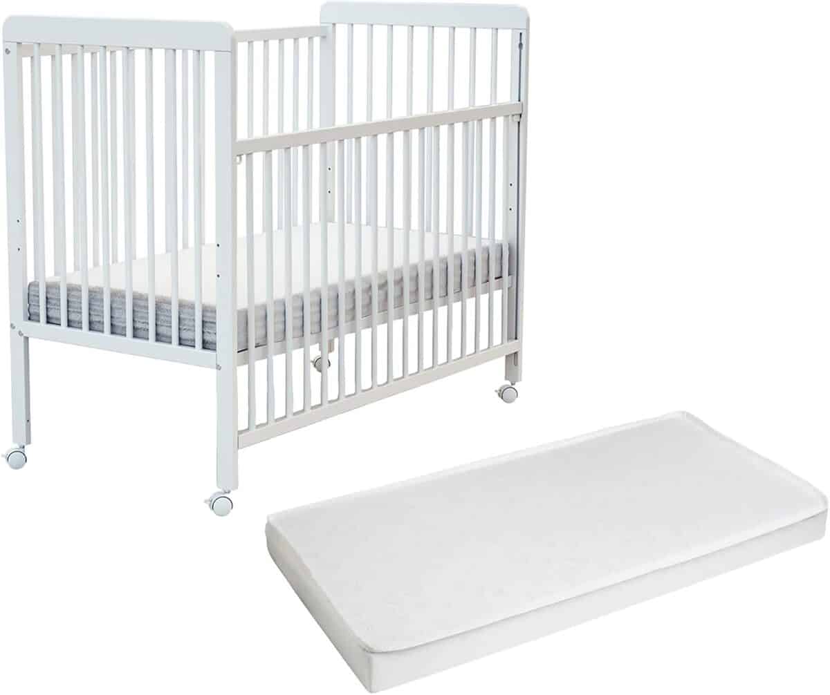 Test du lit bébé AT4 coulissant avec matelas essentiel blanc 60x120 cm