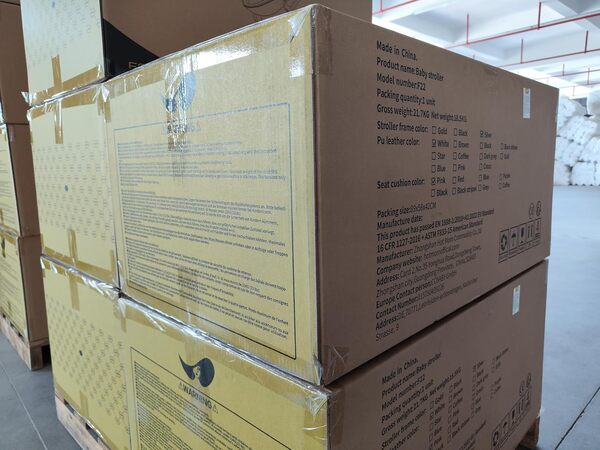 Hot Mom poussette et baignoire bébé 2 en 1, Poussette combinée attaches réversibles en cuir PU Suspension roues PU 2025 nouveau design, F22 (avec siège auto, 22coffee31)