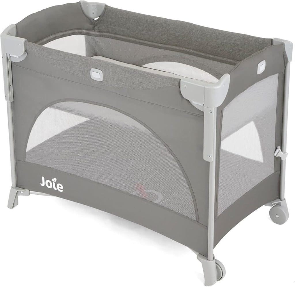 Test du lit parapluie Joie Kubbie Sleep-Foggy gris