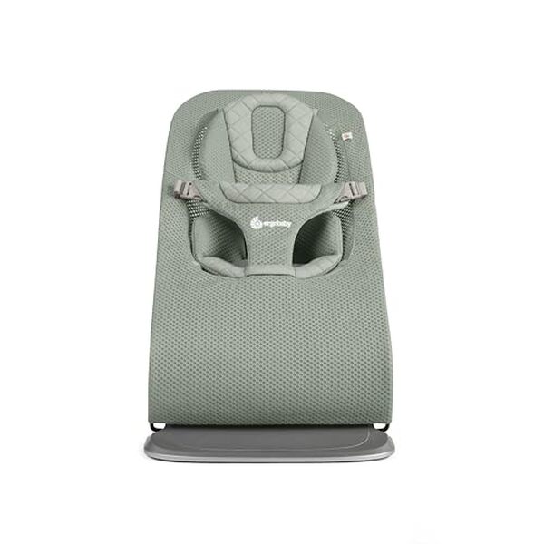 Découvrez notre test du transat ergonomique Ergobaby Evolve Bouncer Mesh en vert sauge, alliant confort, sécurité et design élégant pour votre bébé.