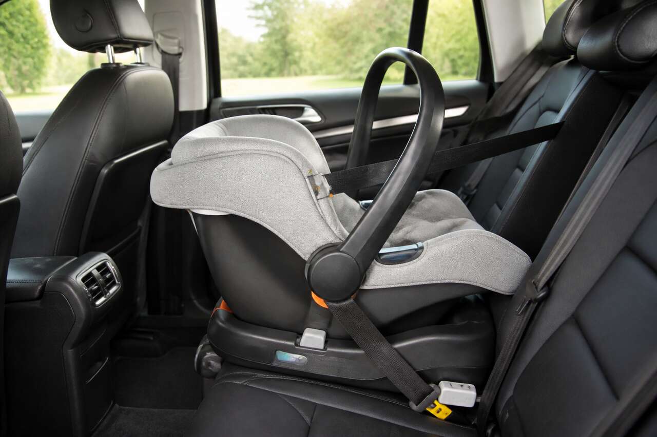 Compatibilit&eacute; voiture: isofix, ceinture, inclinaison et place disponible