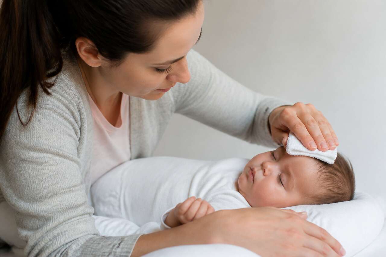 Comment soulager la fièvre de bébé
