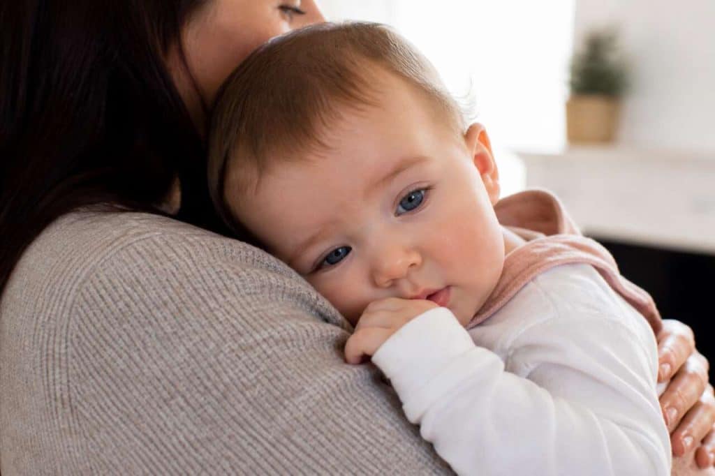 Poussées dentaires : comment soulager bébé ?