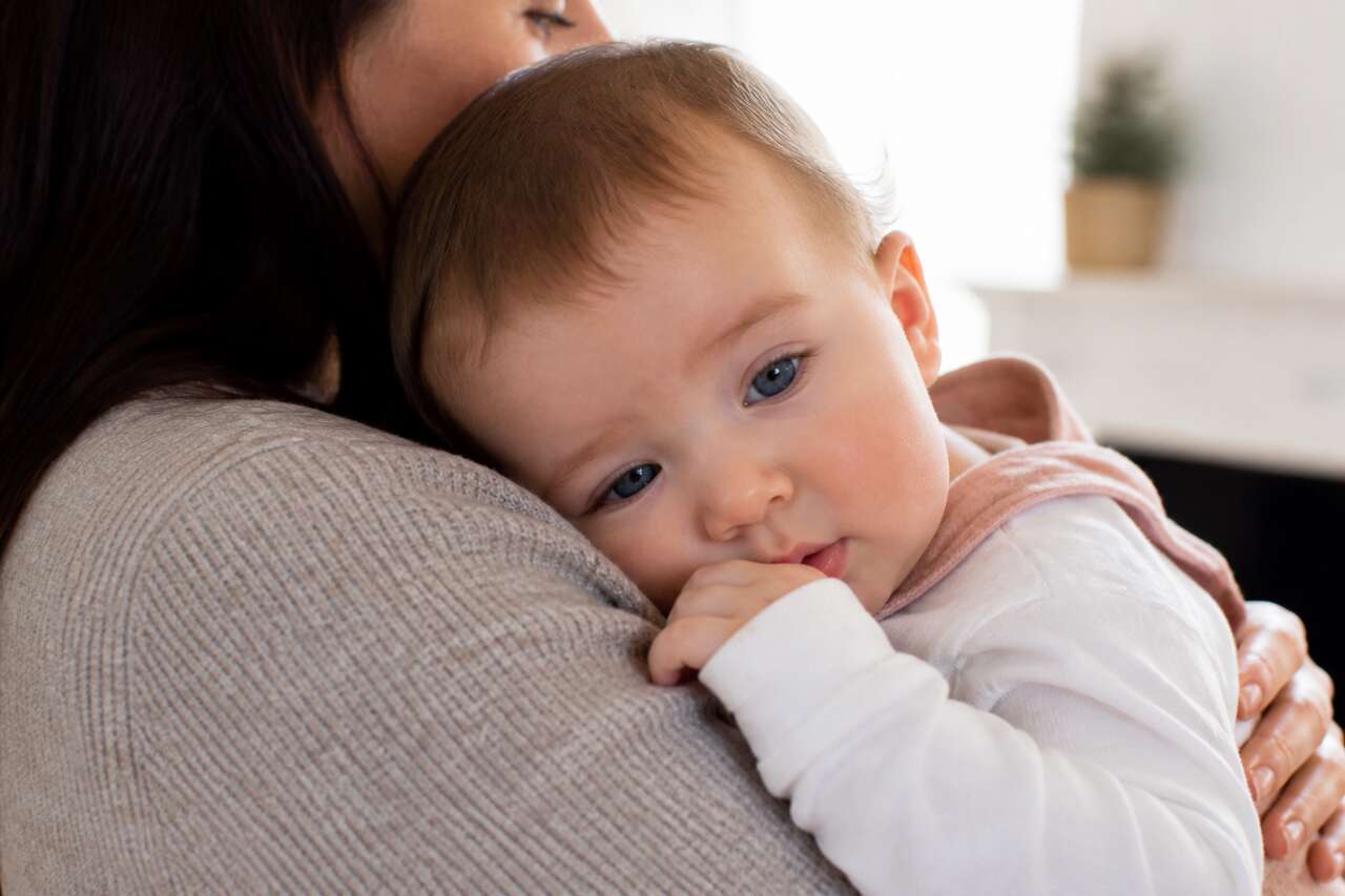 Poussées dentaires : comment soulager bébé ?